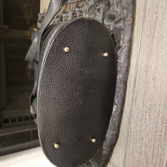 Gucci bucket bag medium size. With zip compartment. - Picture 8 of 8